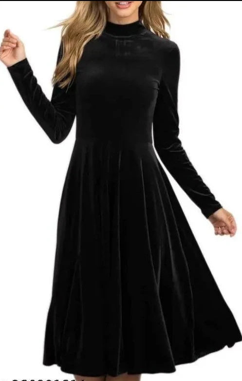 Burgundy Long Sleeves Velvet Midi Dress for Special Evenings