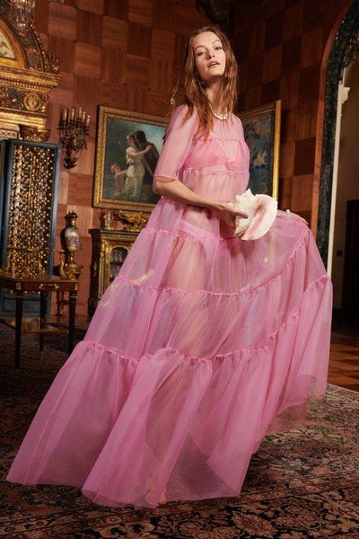 Pink Beach Wedding Dress Ideal for Romantic Seaside Ceremony