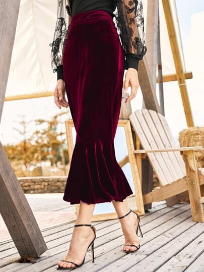 Emerald Green Velvet Midi Skirt with Ruffle Hem for Formal Wear