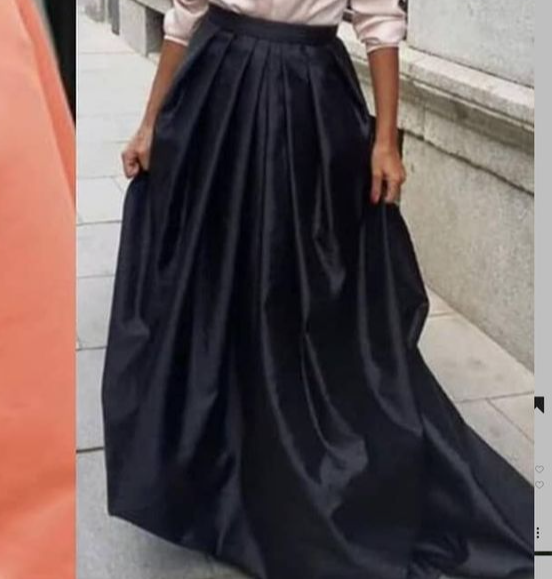 Stylish Indian Summer Long Skirt – Embrace Warm Weather Fashion